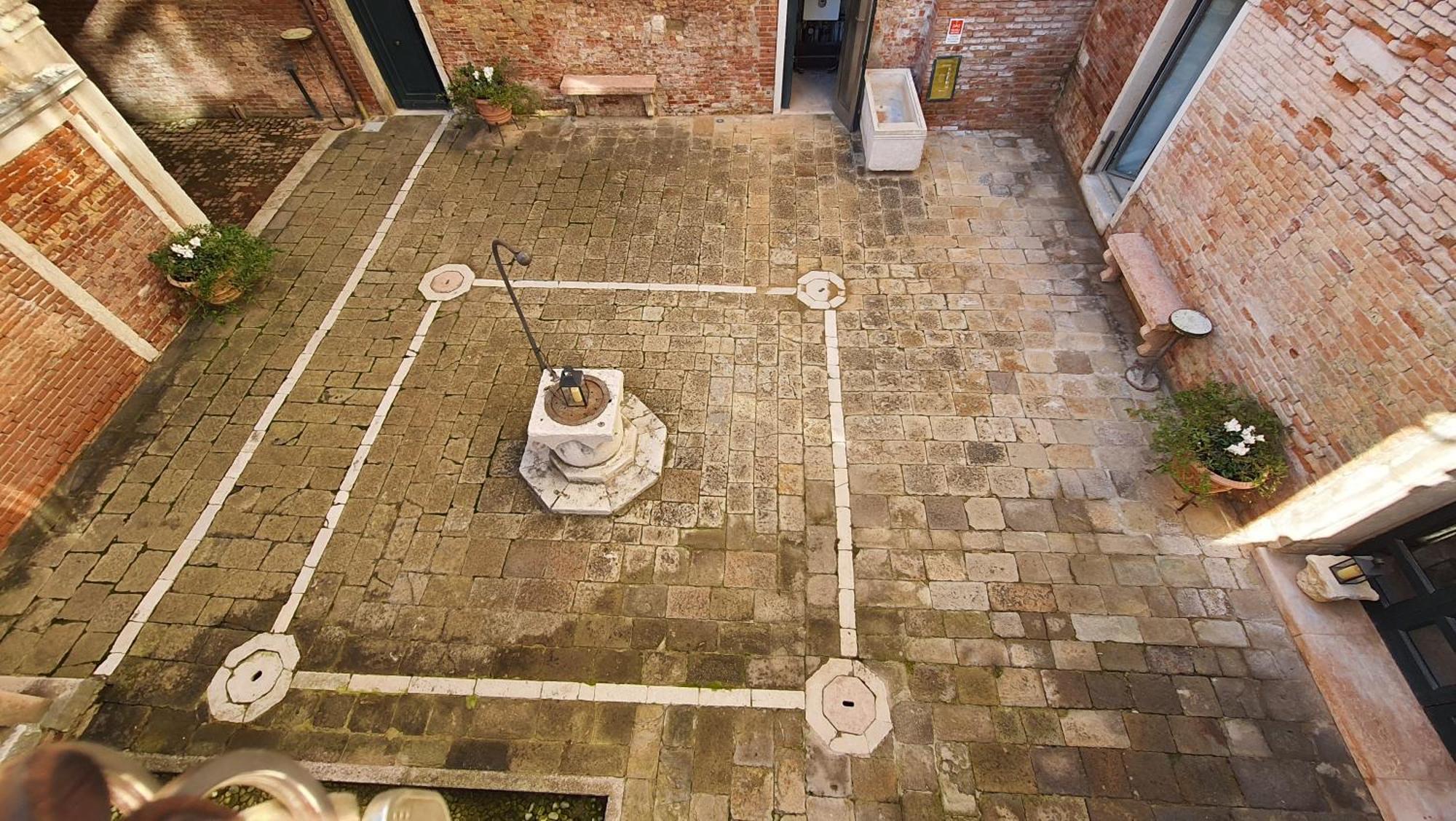 Palazzo Contarini Della Porta Di Ferro Aparthotel Venice Ngoại thất bức ảnh
