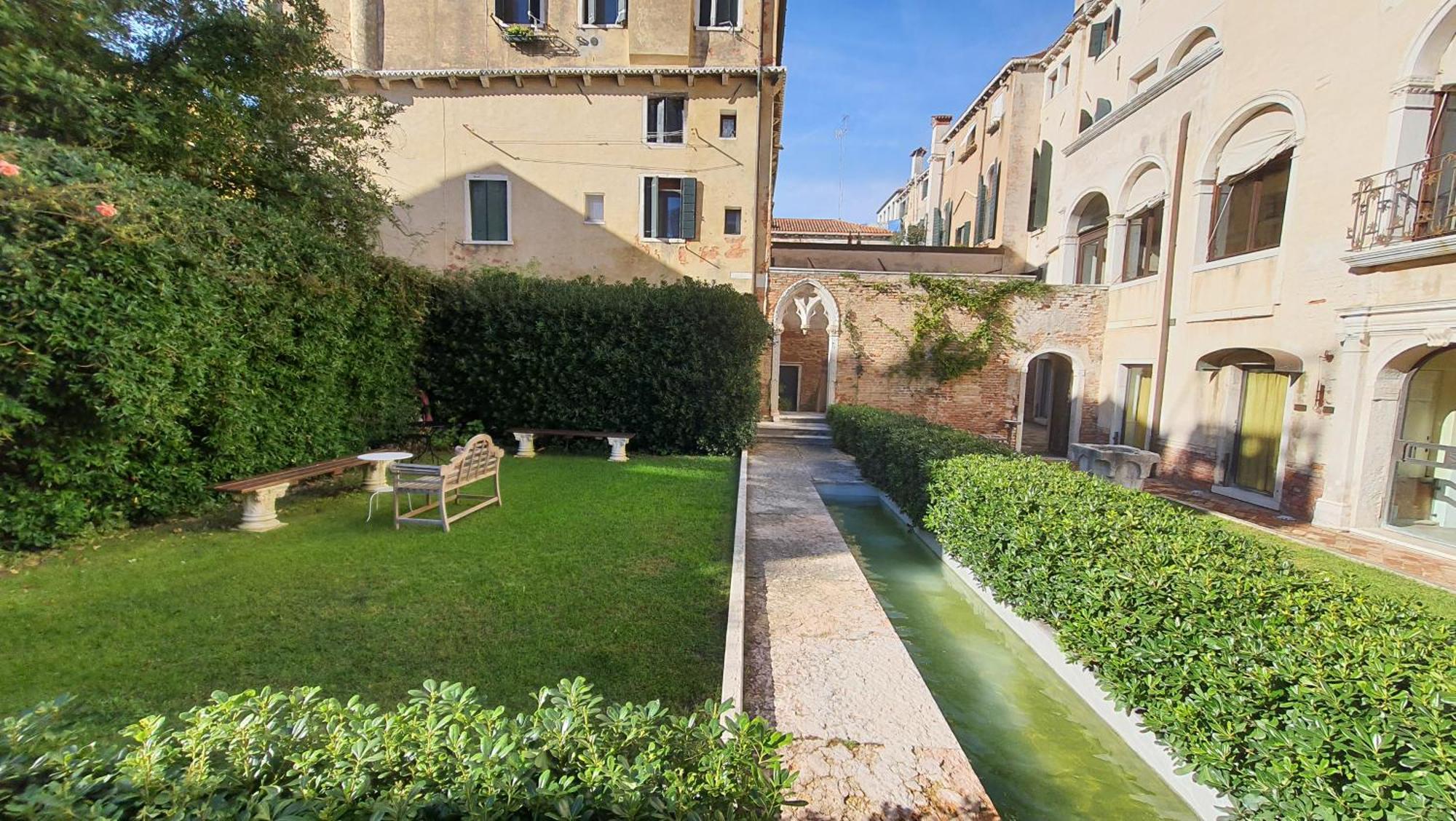 Palazzo Contarini Della Porta Di Ferro Aparthotel Venice Ngoại thất bức ảnh