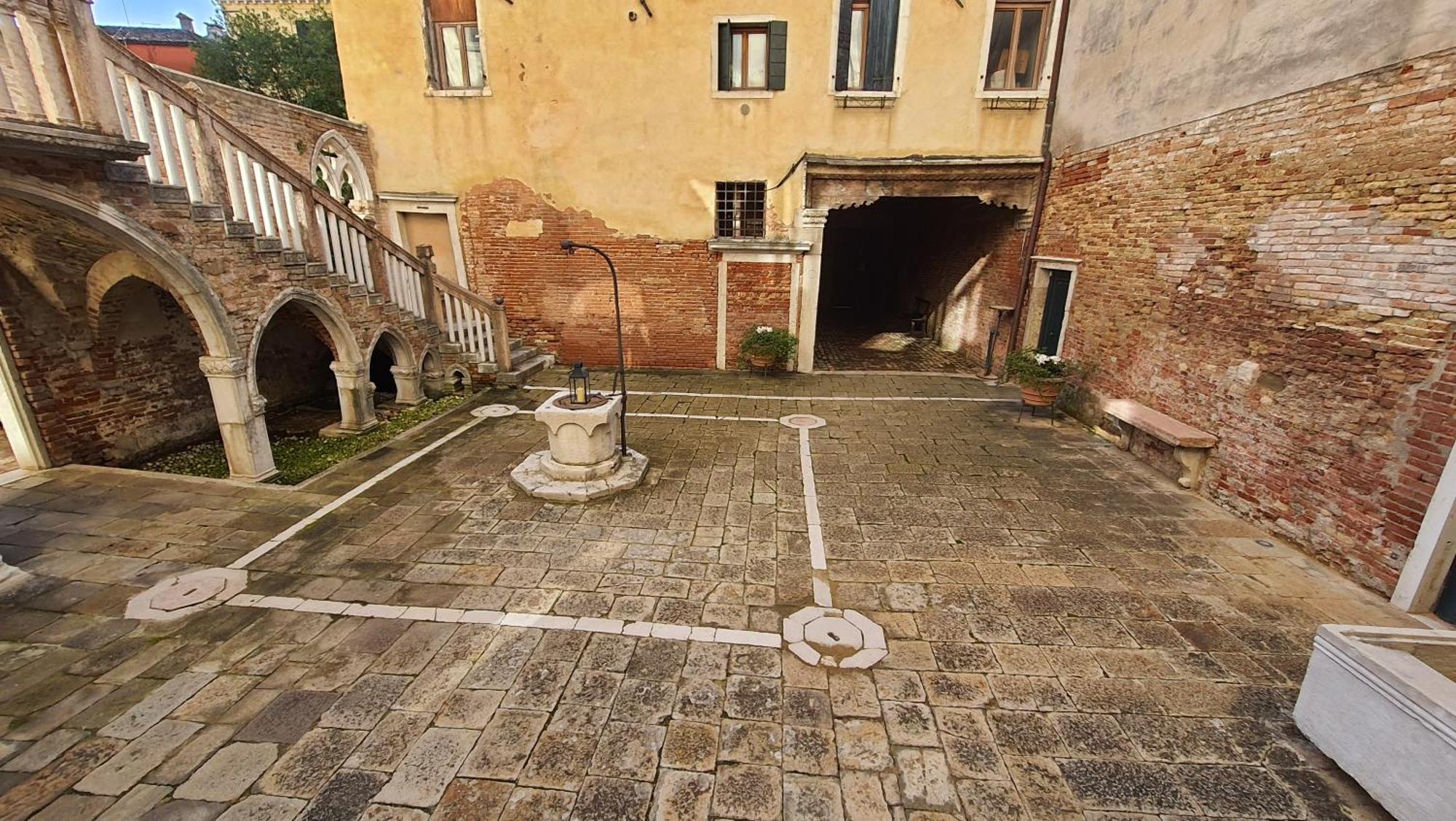 Palazzo Contarini Della Porta Di Ferro Aparthotel Venice Ngoại thất bức ảnh